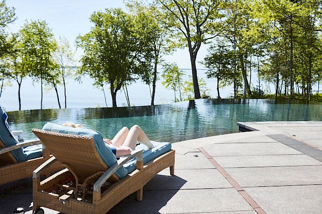 lounging chairs by pool